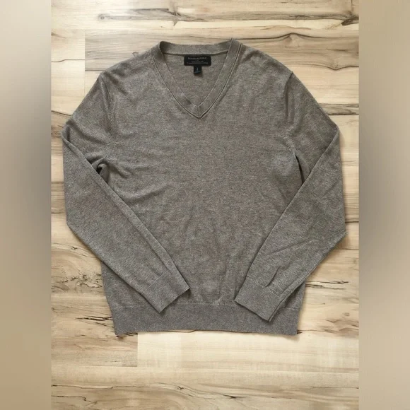 Banana Republic Brown Light Grey V-Neck Sweater with Premium Luxe Yarn - Picture 2 of 5